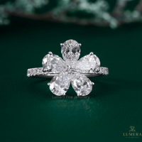 Bague de fiançailles en diamant de laboratoire à grappe florale, design pétale en diamant taille poire assorti avec bande micro-pavée, bijoux de mariée