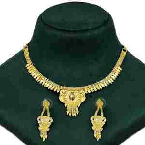 Conjunto de Collar y Pendientes de Cadena de Latón Chapado en Oro de 14K/18K/24K con Diseño de Flor Corta para Mujer, Venta al por Mayor - Product Image 1