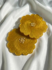 Flower Shape Plastic <b>Coaster</b> <b>Set</b> With Gold Center Glam Style Non Slip Table MatsRound Stoneware Glam Style Non Slip Mat For Tab - Product Image 6