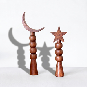Ensemble de 3 décorations artisanales arabes en bois, croissant de lune et étoile, avec piliers effilés et design perlé, pour la décoration de la maison et de l'Aïd au Moyen-Orient - Product Image 4