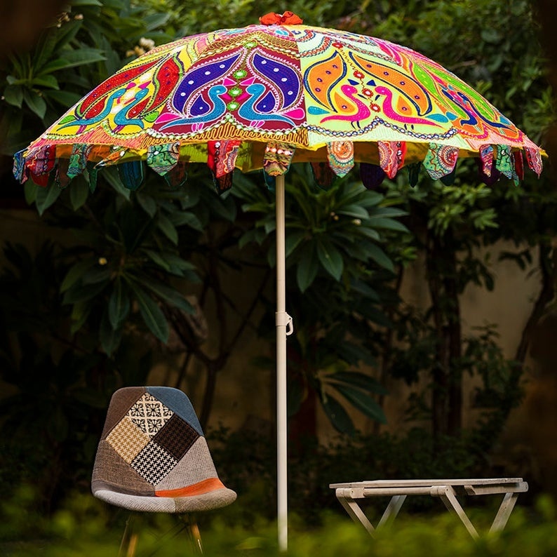 embroidered patio umbrellas Embellished Parasol Regular and blink sequin embellishments Parasol Paix Dieu - Stylish