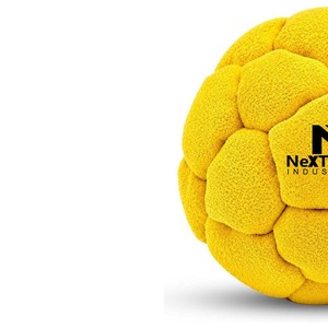 กระเป๋าฮัคกี้แซคคุณภาพสูงจาก NEXT TECH INDUSTRIES ปรับแต่งได้ ผลิตจากหนังกลับสังเคราะห์ ขนาด 2.5 นิ้ว พร้อมลูกบอลของเล่น - Product Image 2