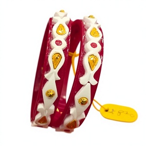 Conjunto de brazaletes Shakha Pola con incrustaciones de oro macizo de 22 quilates, joyería nupcial tradicional de Bengala, brazaletes de lujo hechos a mano en oro, rojo y blanco. - Product Image 1