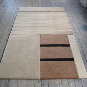 Alfombra Geométrica Moderna Estilo Bauhaus |   Alfombra Nórdica de Bloques Lineales |   Alfombra de lujo para sala de estar con rayas beige y marrón - Product Image 4