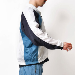 Servicio OEM, Conjunto Deportivo Ligero Personalizado, Chaqueta Cortavientos Holgada, Chándal de Nailon Liso para Hombre - Product Image 4