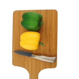 Planche à découper en bois naturel avec poignée intégrée et trou de suspension, écologique, forme rectangulaire, passe au lave-vaisselle - REHMAN CRAFT - Product Image 3