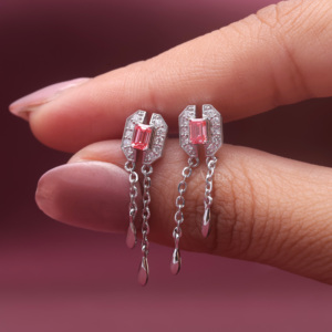 Boucles d'oreilles pendantes en or blanc/rose et or jaune 9 carats avec diamant rose taille émeraude cultivé en laboratoire certifié IGI |   Boucles d'oreilles pendantes à chaîne - Product Image 4