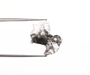 Diamante Cultivado en Laboratorio con Corte Único en Forma de Perro, 15.5x12.0mm, Color Fantasía, Perforado con Láser, Suavemente Pulido, Certificado por Terceros - Product Image 3