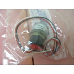 สวิตช์แรงดัน AMAT 1270-01109 แบบ SPDT - อุปกรณ์และอะไหล่เซมิคอนดักเตอร์ระดับโลกที่เชื่อถือได้ - Product Image 1