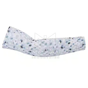 Mangas Deportivas Unisex de Secado Rápido, Transpirables y Ecológicas, 100% Poliéster de Alta Calidad, Color Personalizado, Precio Bajo al por Mayor - Product Image 2