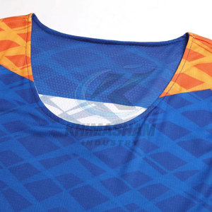 Uniforme de Baloncesto Transpirable de Poliéster al por Mayor, Tallas y Colores Personalizables, Logotipos y Números Personalizados para Clubes/Escuelas - Product Image 2