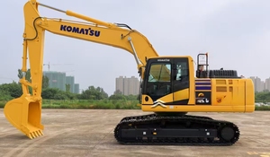 Excavadora de cadenas Komatsu PC240 usada, 22 toneladas, motor Cummins, pocas horas de trabajo, para construcción y movimiento de tierras. - Product Image 6