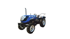 El Sonalika Tiger 26 4WD es un tractor compacto y resistente de 26 HP. Cuenta con un motor de 3 cilindros y 1318 cc. Funciona a 2700 RPM - Product Image 2