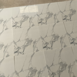 กระเบื้องปูพื้นพอร์ซเลนขัดเงาพิเศษ ขนาด 600 x 600 มม. ลายหินอ่อน สำหรับโชว์รูม สำนักงาน อาคาร สำนักงาน หรือพื้นที่นั่งรอ - Product Image 3