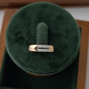 Namivaa 18ct Gold Diamond Accent Micro Insert Geometric Band <b>Ring</b> for <b>Men</b> Women Classic Minimal Wedding Engagement Party Jewelry - Product Image 3