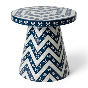 Mesa Auxiliar Premium de Lujo Industrial con Incrustaciones de Azul Meena y Patrón Chevron Hecho a Mano con Acentos de Madreperla para Escuelas (Venta al por Mayor) - Product Image 1