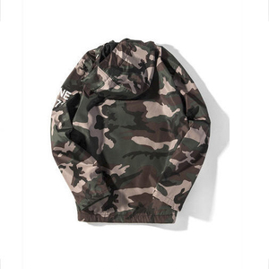 Veste softshell à capuche camouflage pour homme, résistante à l'eau et au vent, manches longues, pour la randonnée et les activités de plein air, coupe classique, taille normale - Product Image 2