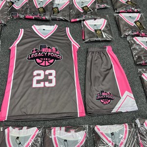 Maillots de basket tendance en gros, personnalisables avec logo d'équipe, vêtements de basket brodés, uniformes de basket par sublimation - Product Image 2