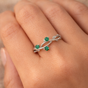 Bague en argent sterling 925 avec pierre d'émeraude ronde, design feuille Art Déco, bande en argent, cadeau d'anniversaire - Product Image 3