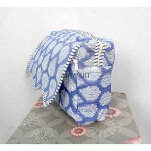 Handmade Cotton Cosmetic Bag with Zipper Closure Floral Print Quilted Pouch Eco-Friendly Lightweight Fashion <b>Travel</b> Pouch - Product Image 3