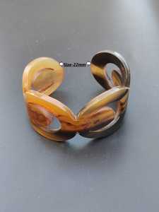Bracelet manchette en corne de vache naturelle, fait main, poli, motif animal moderne, bijoux de mode pour femme - Product Image 5