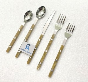 Ensemble de couverts de luxe écologiques avec manche en résine, en acier inoxydable 18/8, réutilisables et durables, pour la rentrée scolaire et les mariages - Product Image 1