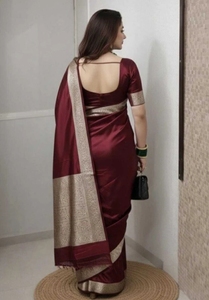 Sari indio de seda satinada estilo Bollywood - Product Image 3