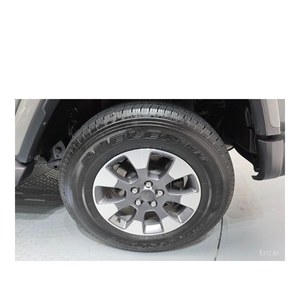 Jeep Wrangler 2.0 Overland 2023, SUV de 4 Puertas con Techo Eléctrico, Caja de Cambios Automática, Volante a la Izquierda, Asientos de Tela, Cámara Trasera, 27,141 km - Product Image 4