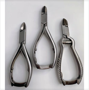 Pince à cuticules en acier inoxydable pour manucure et pédicure, idéale pour les ongles incarnés - Vente en gros - Product Image 5