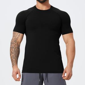 Camisetas de manga corta para hombre, 100% algodón, ligeras, de primera calidad, con logo personalizado, lisas, para exteriores, al por mayor, modernas. - Product Image 1