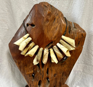 Collier en corne de buffle naturelle, tendance et personnalisé, pour enfants et femmes, idéal pour les fêtes. - Product Image 1