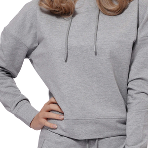 Ensemble de survêtement décontracté deux pièces pour femme avec sweat à capuche en polaire, coupe décontractée, taille élastique et poignets resserrés, idéal pour l'entraînement et les loisirs - Product Image 5