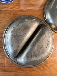 Elegant Circular Silver Metal Serving Dish with Lid and Ornate Handle for Table Display At Cheap Price - Product Image 3