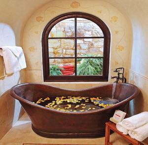 Bañera Ovalada Independiente de Cobre Martillado con Borde Metálico, Acabado Níquel Pulido para Baño en Casa - Product Image 3