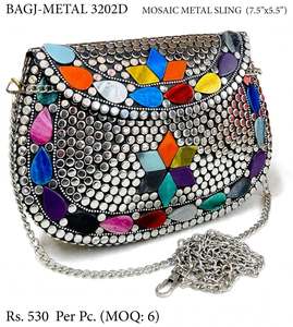Pochette à bandoulière géométrique en résine BAGJ-METAL 3202D – Soirée, Mariage, Grande Capacité, Chaîne, Multicolore, Diamants en Goutte d'Eau, Argent - Product Image 6