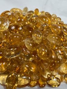 พลอยซิทรินควอตซ์ธรรมชาติทรงคาโบชองหลากหลายรูปทรงสำหรับทำเครื่องประดับ พลอยซิทรินสีเหลืองขนาดต่างๆ พลอยควอตซ์แบบเม็ด - Product Image 3