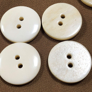 Botón Redondo de Hueso para Ropa, Ecológico, Pulido y Personalizado - Product Image 4