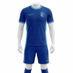 Conjunto de Uniforme Deportivo de Fútbol Personalizado, Transpirable, de Poliéster, Camiseta Lisa con Detalles Frontales, Pantalones Cortos, Kit de Entrenamiento para Equipo, Impresión por Transferencia de Calor para Exteriores - Product Image 6