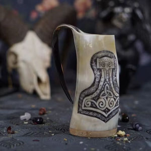 Tazas Medievales de Cuerno Ecológicas de Primera Calidad, Accesorios para Bebidas Tallados a Precios Accesibles, para Cerveza y Vino - Product Image 1