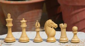 Nouvelles pièces d'échecs en bois massif, roi de 4 pouces - Product Image 3