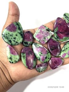 Zoisite rubis naturelle, pierres précieuses en vrac, cabochons de formes et tailles variées, environ 20 à 30 mm - Product Image 4