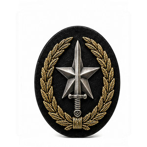 Insignias personalizadas para boinas, diseños decorativos con detalles impecables para accesorios de ropa y uniformes profesionales. - Product Image 1