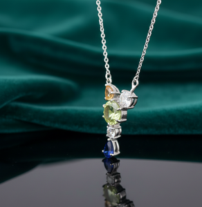 Collier pendentif multi-pierres en argent sterling 925 |   Plaqué or 18 carats |   Chaîne de 16 pouces |   Bijoux fantaisie de 10 grammes à prix avantageux - Product Image 4