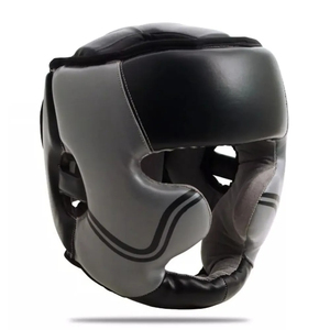 Protège-tête de boxe en PU noir avec garniture verte et dorée, fermeture réglable auto-agrippante, équipement de protection léger unisexe pour adultes - Product Image 1