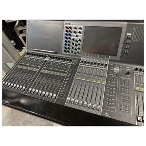 Consola Digital Yamaha CL5 ORIGINAL con Estuche en Perfecto Estado, Mezcladora para Directo y Estudio, con Calidad de Sonido Premium - Product Image 1