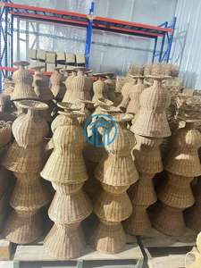 Panier de rangement en jonc de mer à bords festonnés, design tendance, idéal pour organiser les articles essentiels dans le salon. - Product Image 6