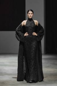 Robes de Soirée Luxueuses en Gros ODM LILIAN HALTER-NECK LONG DRESS – Élégantes Robes Longues sans Manches pour Femmes Décontractées - Product Image 4