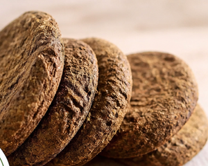 Natural Cow Dung Cake (Gobar Cake) | Eco-Friendly Organic Fuel for Cooking & Religious Use - Product Image 2