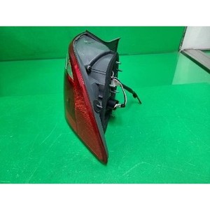 ไฟท้ายขวา Magentis II ปี 2005-2008 มือสอง ของแท้ รหัส 924022G100 - Product Image 2