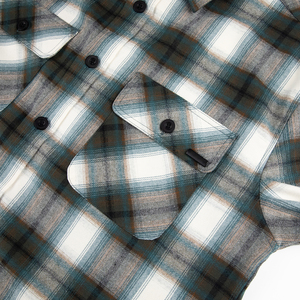 Chemise décontractée pour homme à manches longues, col rabattu, à carreaux, en polyester/coton, avec blocs de couleur - Product Image 5